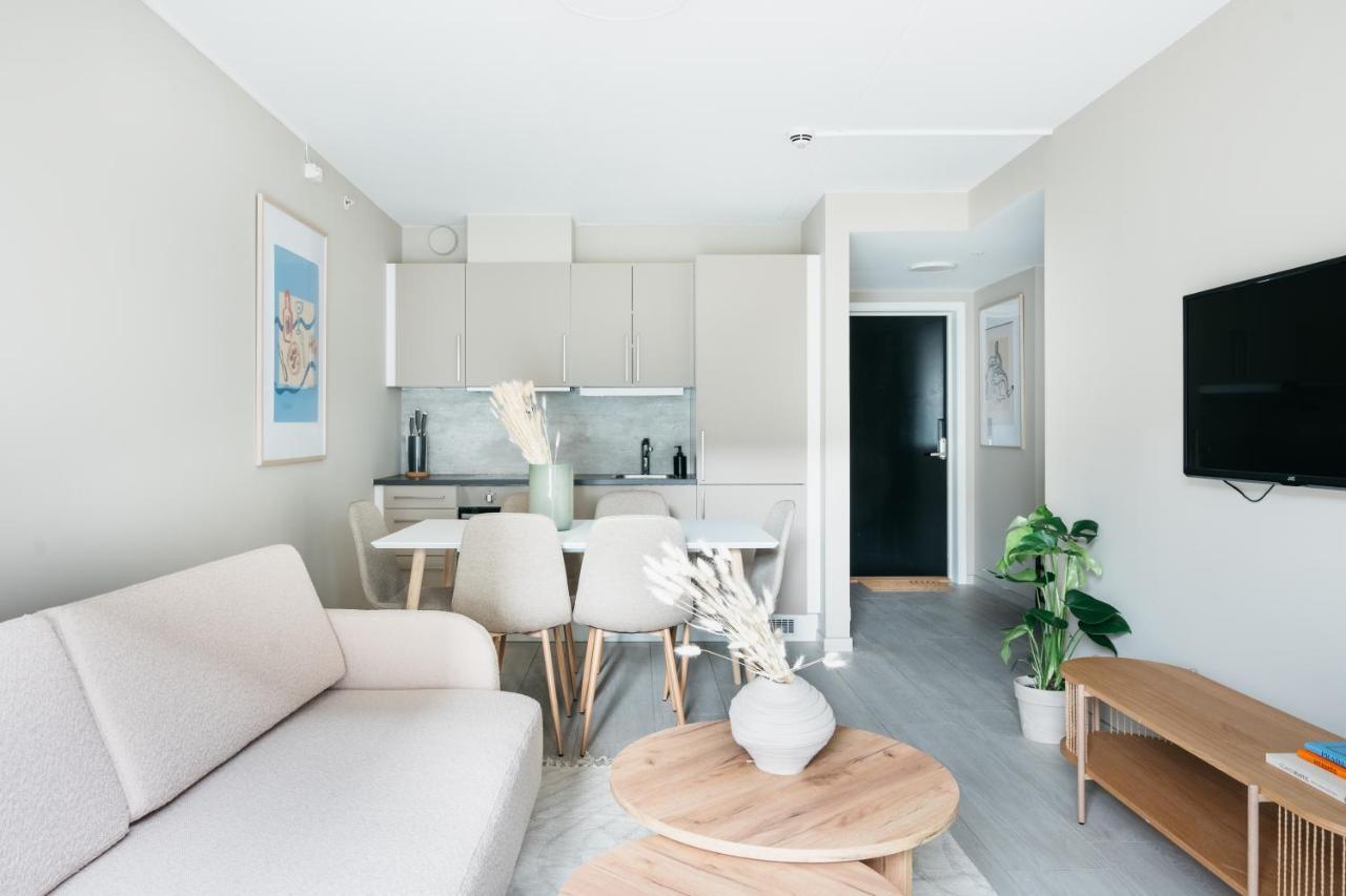 Stay Urban - Stylish Scandinavian Gem With French Balcony Берген Екстериор снимка